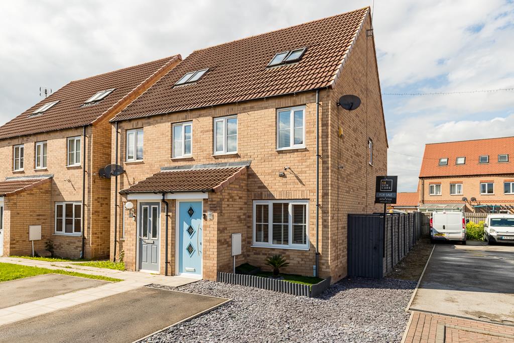 Properties Page 4 of 10 EA Ben Cade